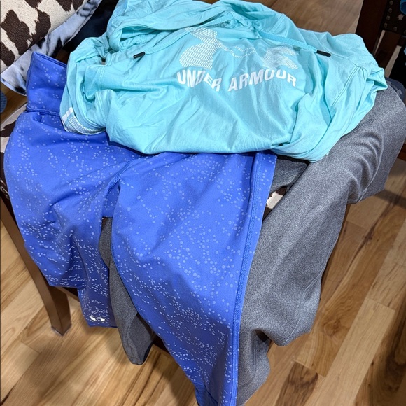 Under Armour Pants - Under Armour Teal Blue Workout Ensemble Gray Capri Ankle Leggings Hoodie